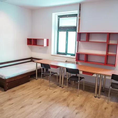 Campus Vsfs ホステル プラハ