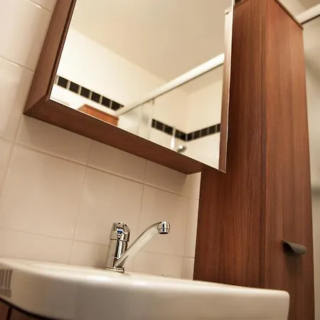 ホステル Campus Vsfs